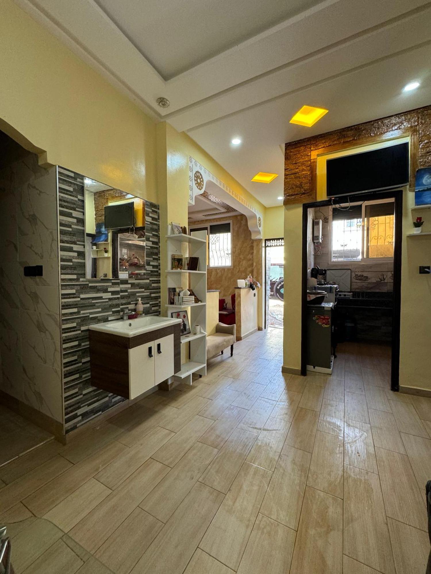 L'adresse Est Pres De La Apartment *