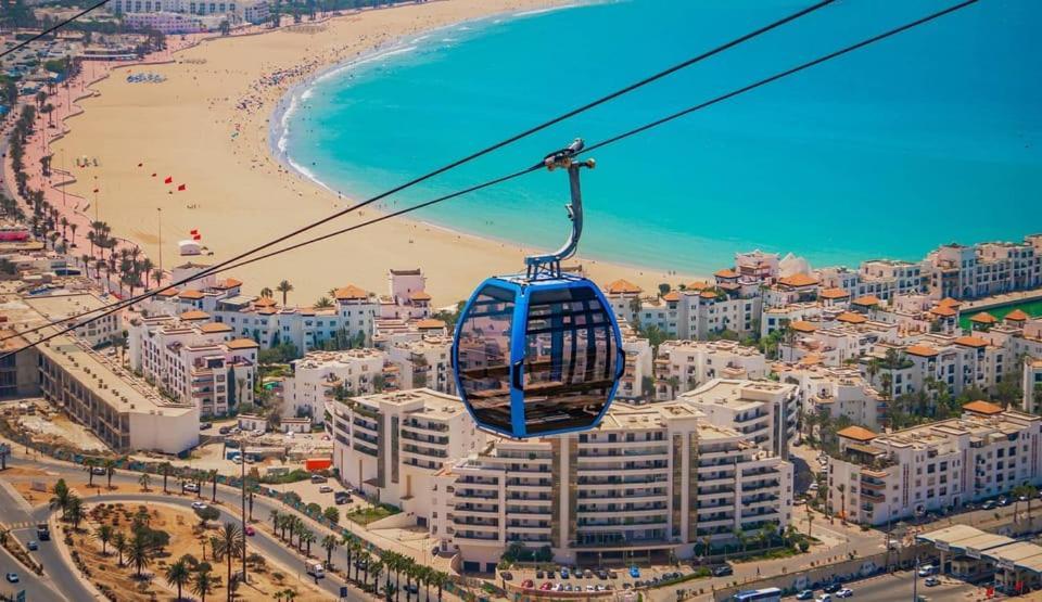 L'adresse Est Pres De La Agadir